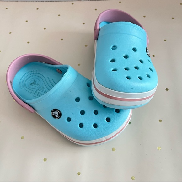 Light blue and pink crocband crocs - Picture 5 of 5